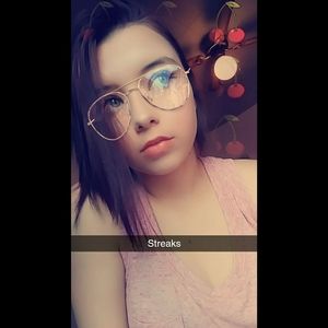 Meet your Posher, Summer